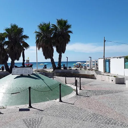 Il Fenicottero Azzurro - Panzió *